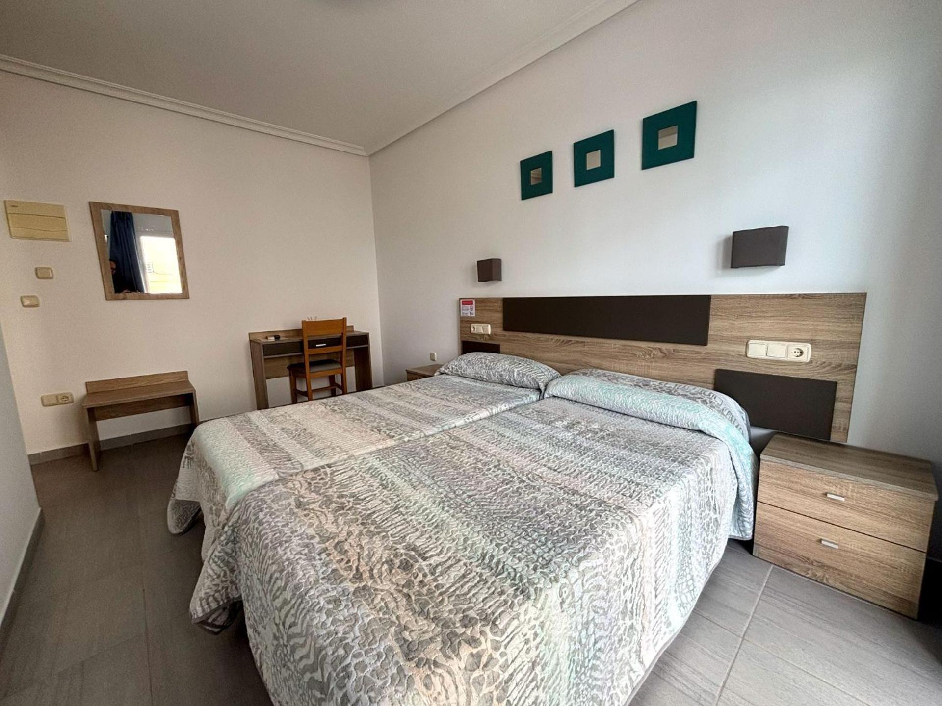 אלתיאה Hostal El Trovador מראה חיצוני תמונה