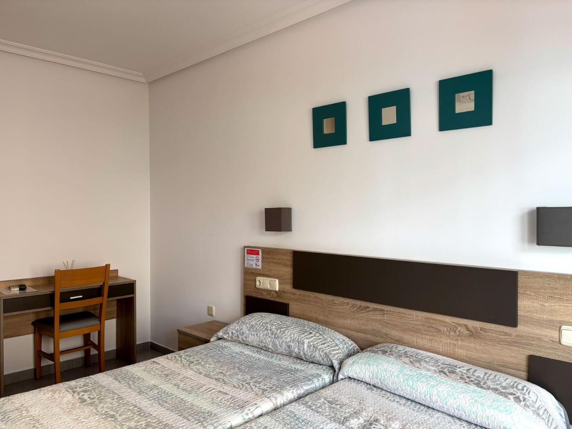 אלתיאה Hostal El Trovador מראה חיצוני תמונה