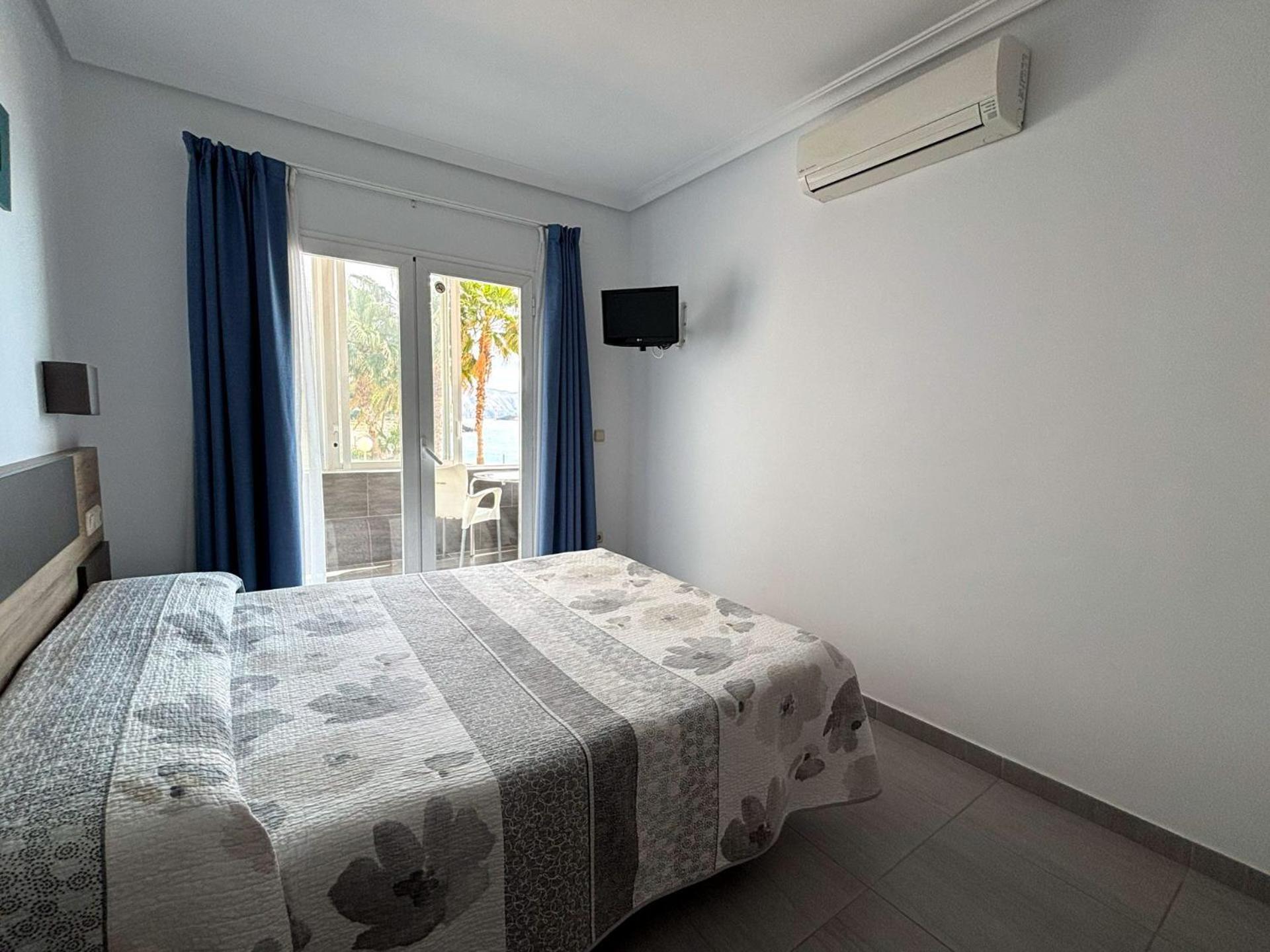 אלתיאה Hostal El Trovador מראה חיצוני תמונה